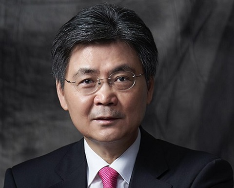 [99級EMBA校友]藝術薰陶下，鄧傳馨「崇本務實」的經營哲學