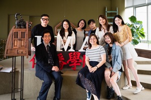 【96校慶】傳院在職專班校友回娘家　搶先體驗XR實驗室