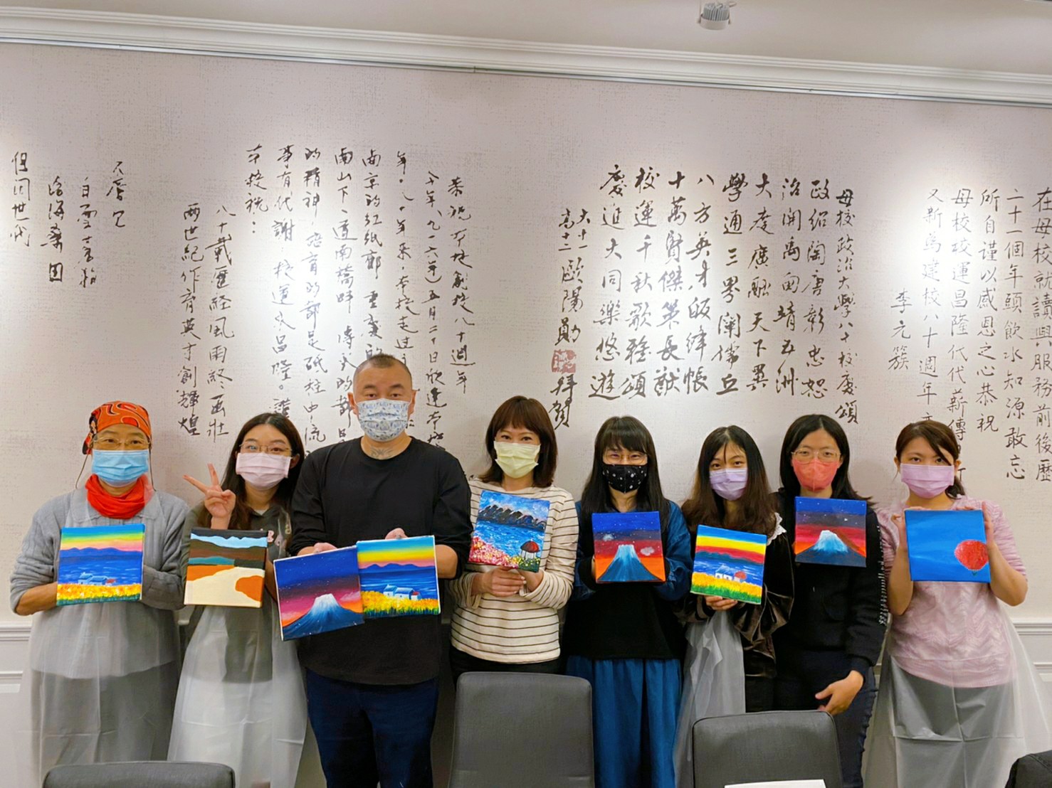 齊聚手作學習 政大人以畫會友 勾勒浪漫風景