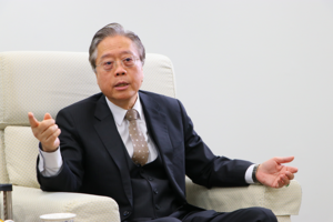 【政大校友】合作金控董事長雷仲達無懼挑戰 正面迎擊驚喜人生